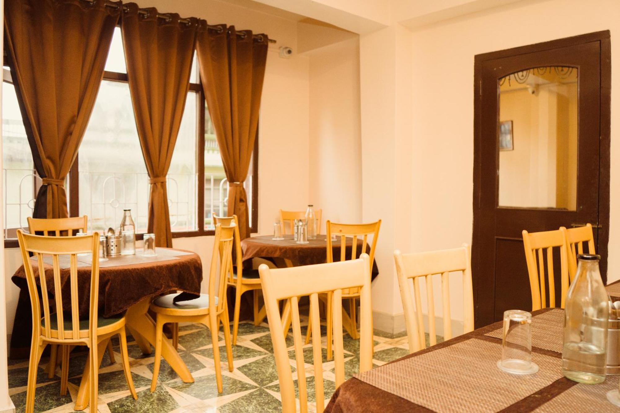 Hotel Siddhi Vinayak Regency, Mg Marg Gangtok Exterior foto